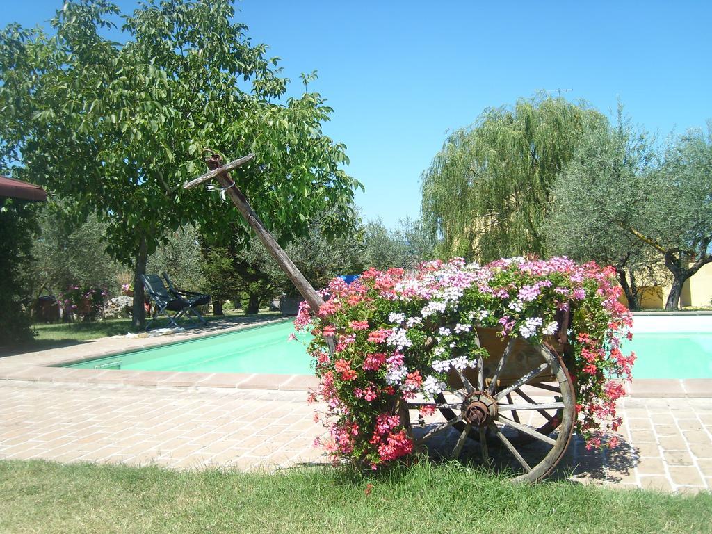 Fattoria Del Quondam Villa Giano dell'Umbria Luaran gambar